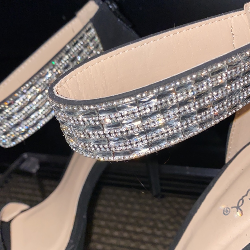 Sparkly Heels - Picture 5 of 8
